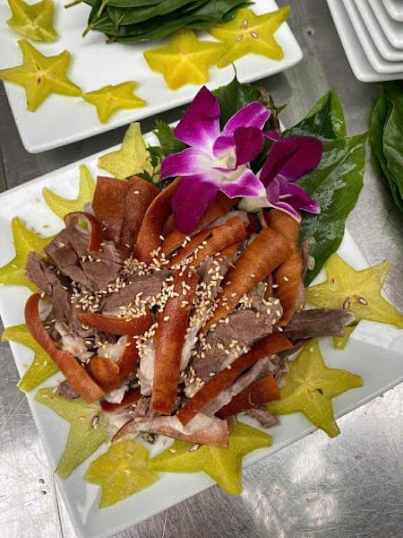 Hình ảnh Dê Viết Hùng - 2