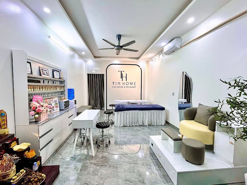 TinHome Nail Design & Spa Beauty