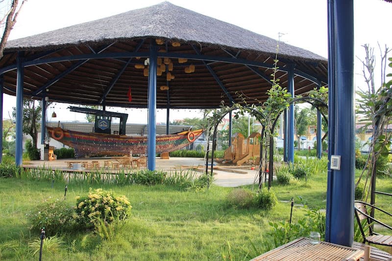 Hình ảnh Nhà Thùng Mắm Truyền Thống Lê Gia - Biển Hải Tiến - 5