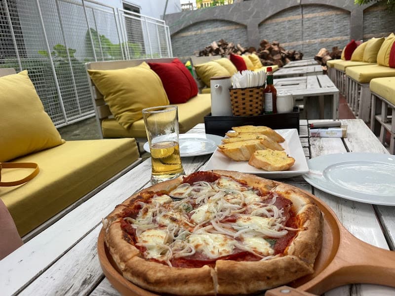 Hình ảnh Napolis pizza Bar Tam Coc - 3
