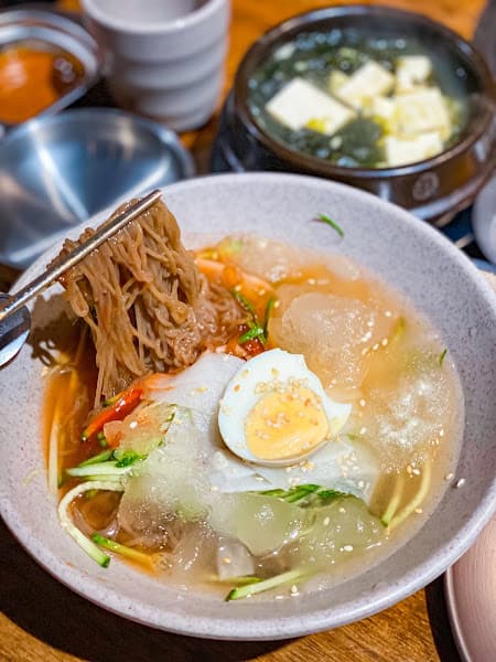 Hình ảnh GOGIGUI KOREA BBQ 고기구이 ( 삼겹살, 소갈비살 맛집) - 2