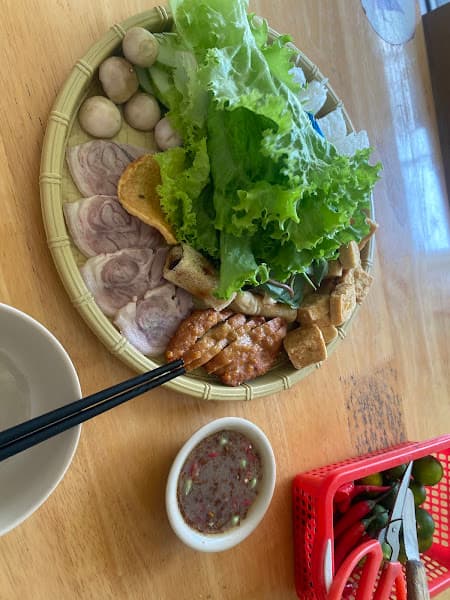 Hình ảnh Bún đậu mắm tôm Nè Quán I Nem Nướng Nha Trang Hùng Việt Chi Nhánh Hoà Phú - 3