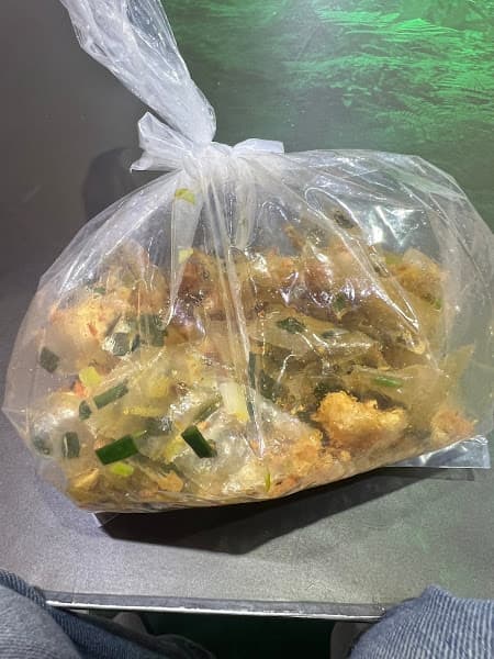 Hình ảnh Tiệm Cậu Béo Bánh Tráng Chấm - Bánh Tráng Trộn Mỡ Hành - 3