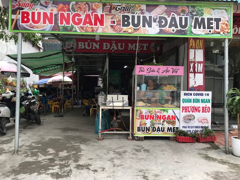Ảnh bìa Quán bún đậu Phương béo