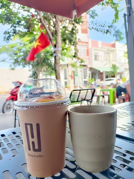 Hình ảnh LUXURY - GAMING & COFFEE - 3