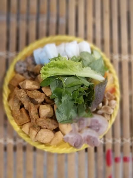 Hình ảnh Mẹc Giao Long - Bún Đậu Mắm Tôm - 2