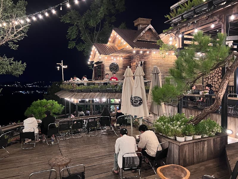 Hình ảnh Tiệm cà phê Ngày Bình Yên - 3