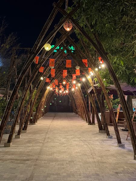 Hình ảnh VẠN CHÀI CENTER - 2