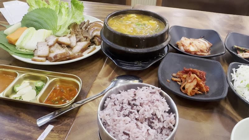 Hình ảnh Clover Korean House Food - 3