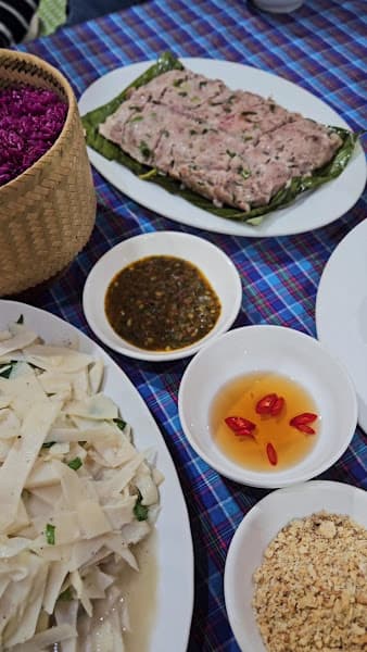 Hình ảnh Cơm Thái Sơn La - 2