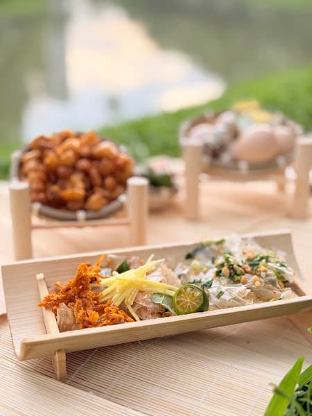 Hình ảnh Tiệm Tháng Ba - Bánh tráng trộn - Trà sữa - Ăn Vặt - 2