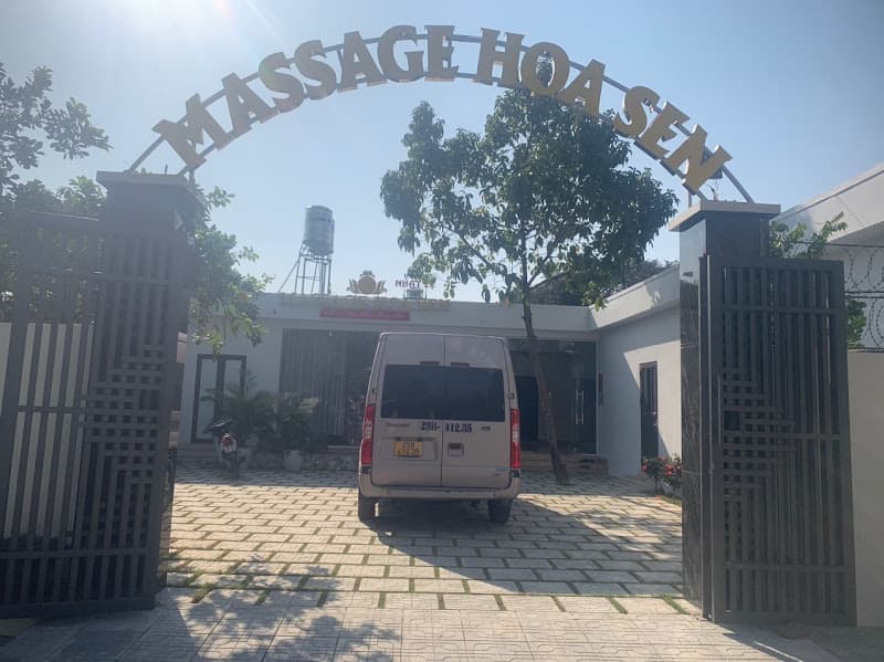 Hình ảnh MASSAGE HOA SEN - 4