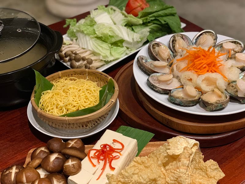 Hình ảnh Nhà Hàng Maison Mận-Đỏ - 4
