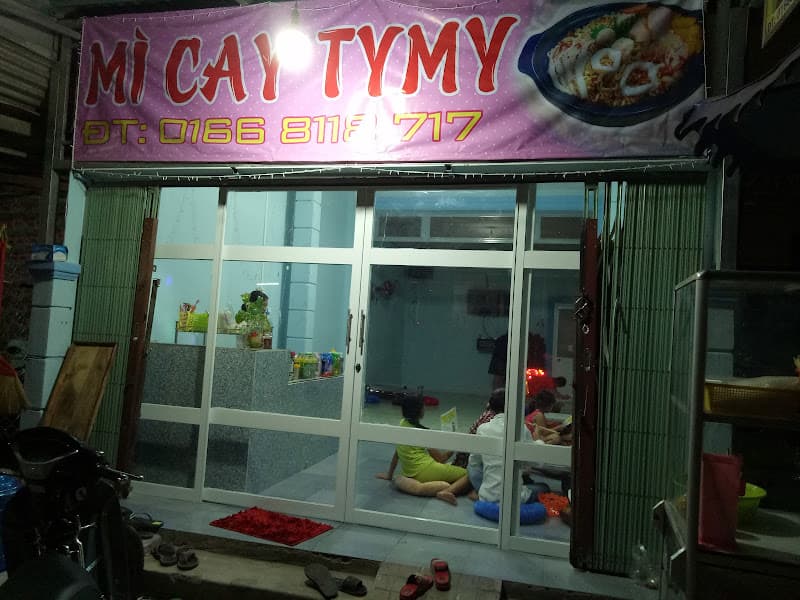Hình ảnh Hoa Tươi Và Trái Cây Tươi Nhà Bàng - 6