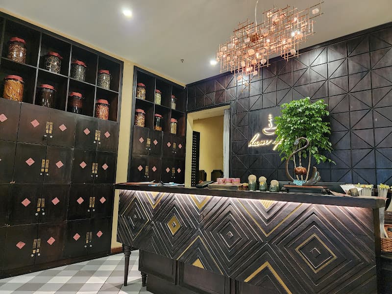 Hình ảnh Hum Spa - Body Massage - Nape, Neck & Shoulder therapy - Headcare -マッサージ - 마사지 - 按摩 - Masaje - 4