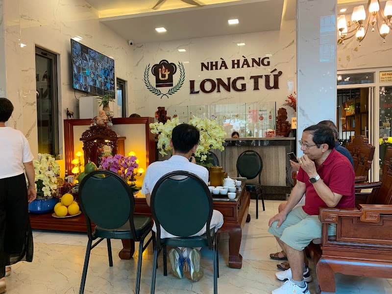 Hình ảnh Nhà hàng Long Tứ - 3