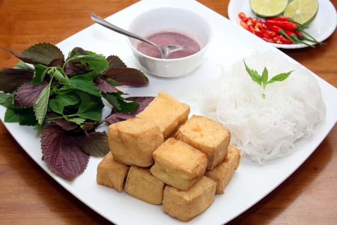 Ảnh bìa Bún đậu mắm tôm (cổng làng Thái)