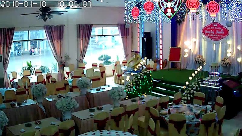 Ảnh bìa Oanh Nhà Hàng Thương Nghiệp