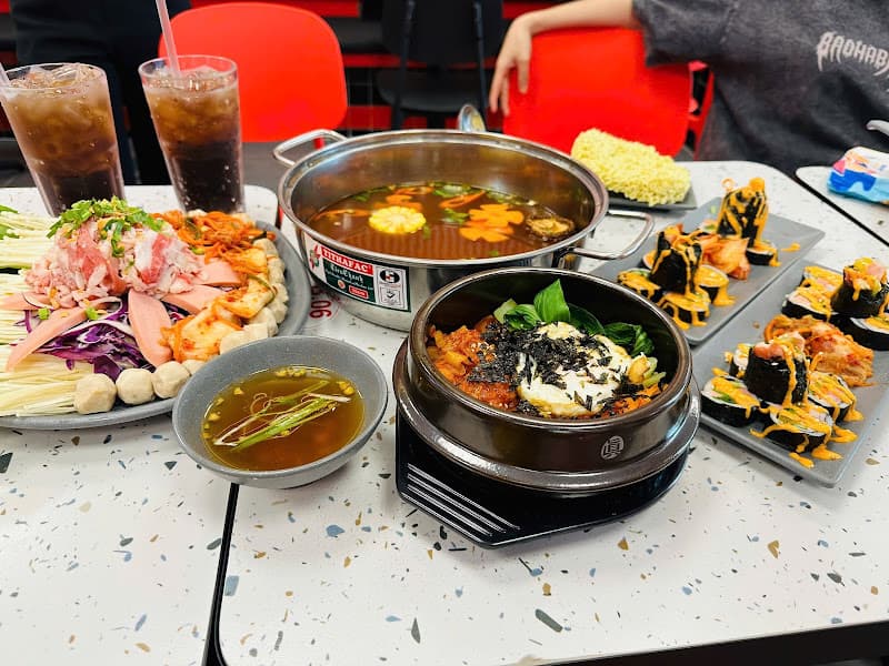 Hình ảnh 3A Korean Food - Gà Rán Sốt Hàn, Mì Cay Hàn Quốc & Tokbokki - 3