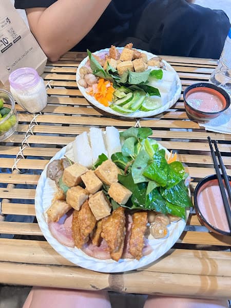 Hình ảnh Mẹc Giao Long - Bún Đậu Mắm Tôm - 3