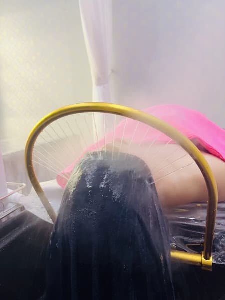 Hình ảnh Thu Thảo Beauty Spa - Massage - Gội đầu (relaxing hair wash)- Nail - Makeup Art - 2