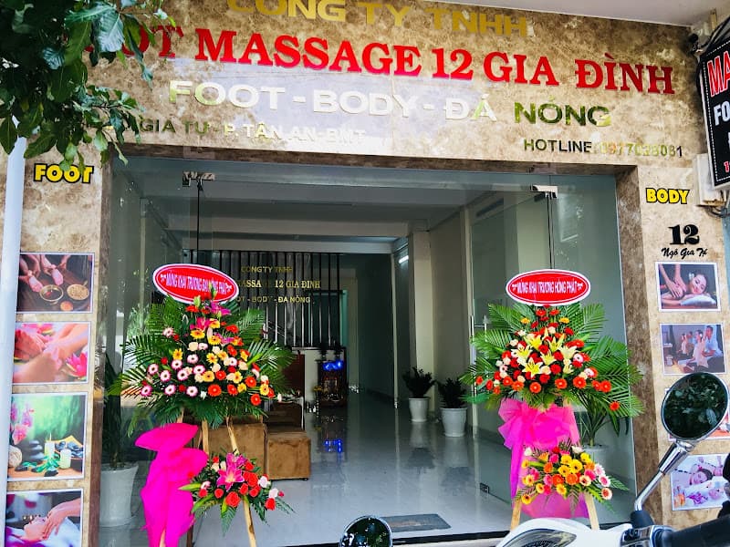 Hình ảnh Foot and body massage 12 ngô gia tự - 2