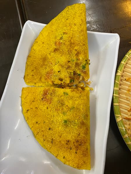 Hình ảnh Cửa Hàng Bánh Tráng Cô Dinh - 2