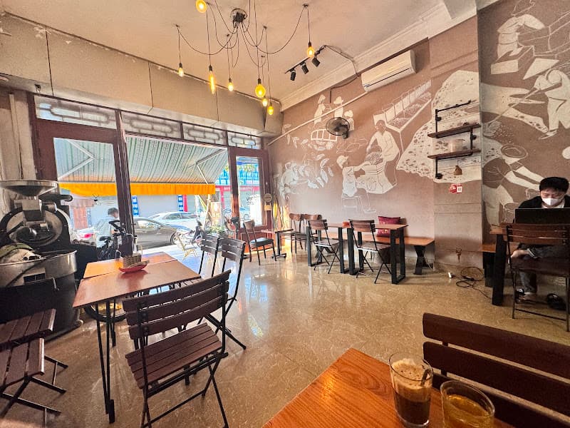 Cafe Tây Nguyên (Cà phê xay nguyên chất loại đặc biệt)