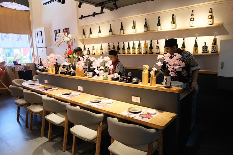 Ảnh bìa Izakaya Unatoto Phan Xích Long
