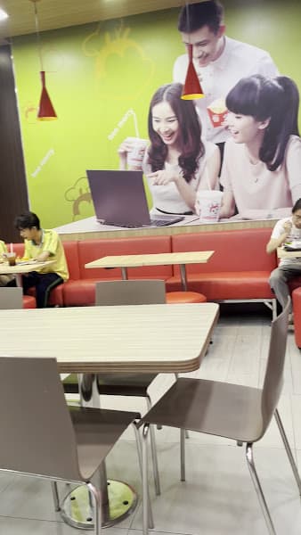 Hình ảnh Jollibee Vincom Vĩnh Long - 2
