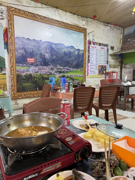 Hình ảnh Cơm phượt-lẩu gà đen Chi Cu Cu - 3