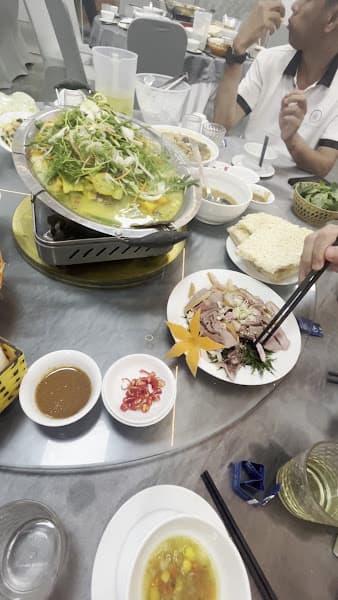Hình ảnh Nhà hàng Hữu Nghị - Món Quà Việt - 4
