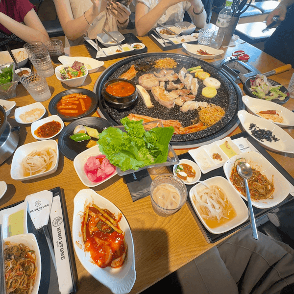 Hình ảnh King Stone BBQ Q2 한식당 킹스톤 2군 안푸점 - 4