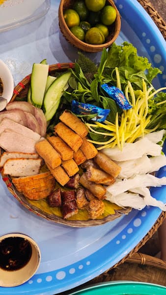Hình ảnh XÓM ỐC & ĐẬU - 3