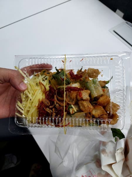 Hình ảnh Khoai lang lắc & bánh tráng trộn 52 - 2