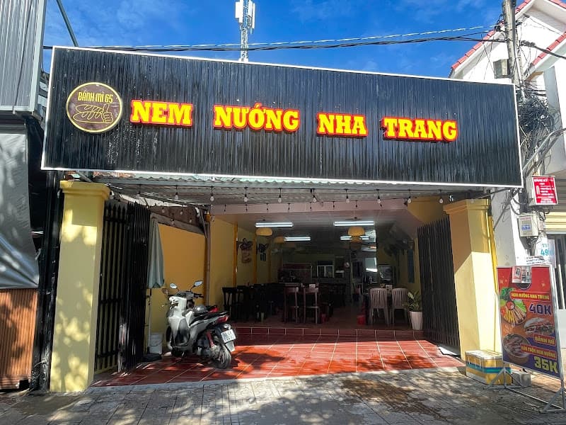 Nem nướng Nha Trang - Bún đậu mắm tôm Ba Làng