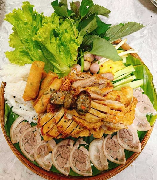 Hình ảnh Bún đậu mắm tôm 3 Phải - 3