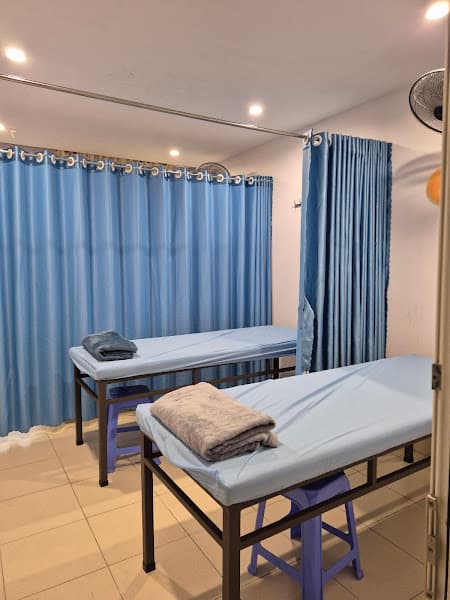 Hình ảnh Tẩm quất massage người mù Hà Phong - 2