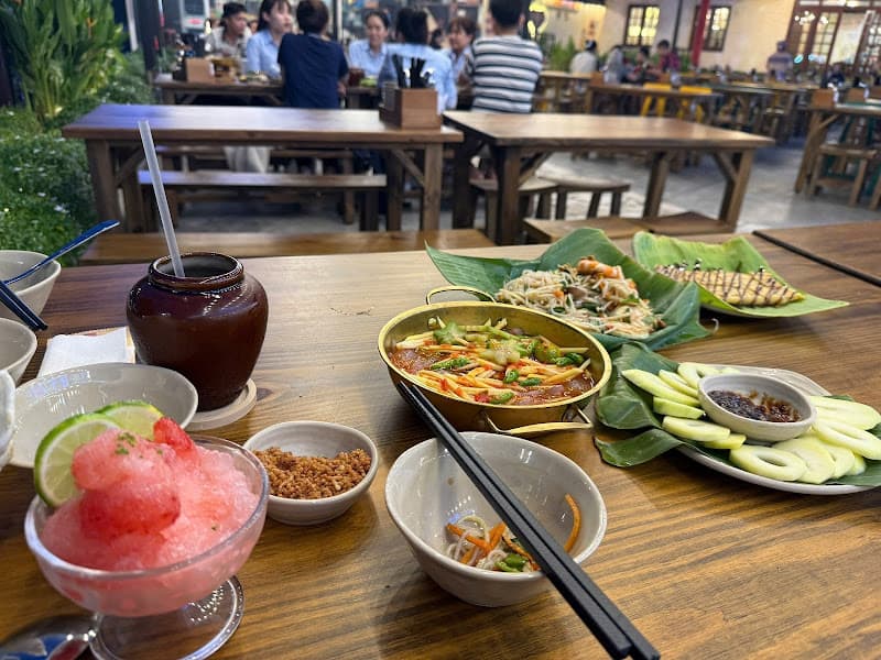 Hình ảnh Quán Thái Khapi - Dương Quảng Hàm - 2