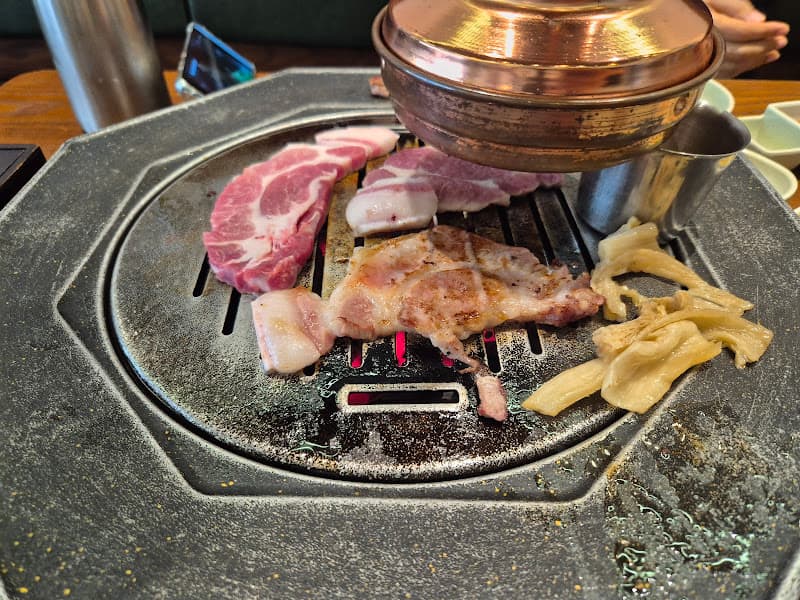 Hình ảnh IJANG BBQ (이장네 돈가) nhà hàng thịt nướng chuẩn vị Hàn Quốc - 3