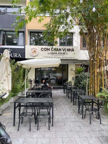 Ảnh bìa Bếp Bà Lan - Cơm chan vị nhà Ecopark