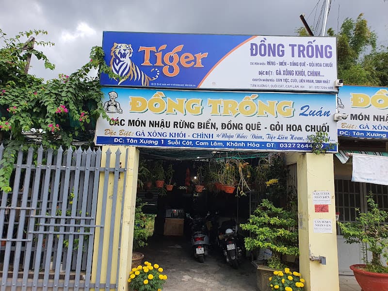 Nhà Hàng Rừng Đồng Trống