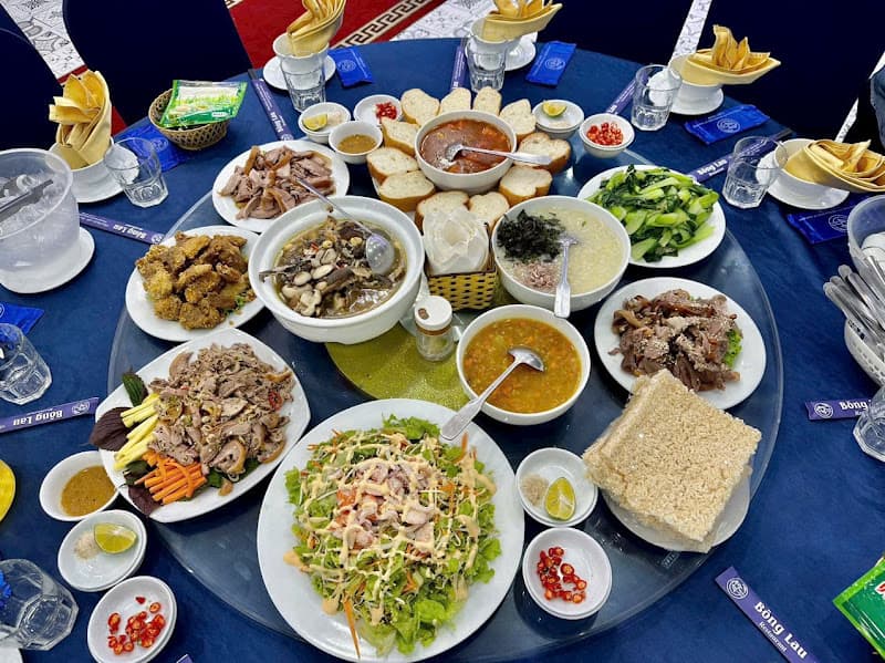 Hình ảnh Nhà hàng Hữu Nghị - Món Quà Việt - 2