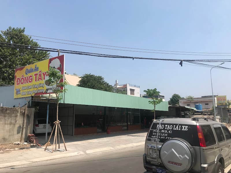 Hình ảnh Quán Ăn Đông Tây - 2