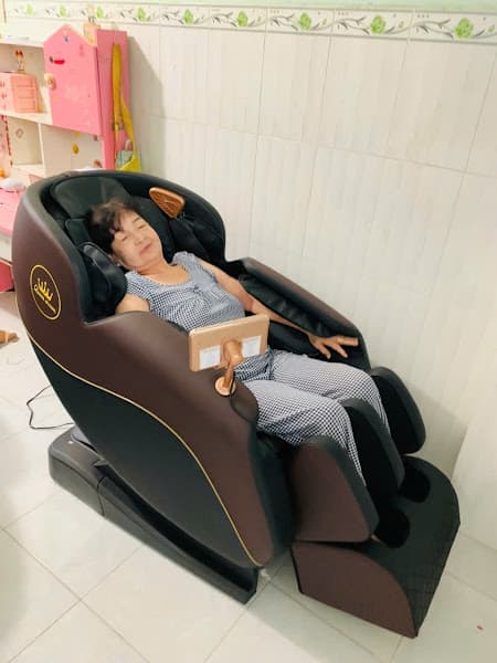 Hình ảnh Đại lý ghế massage Queen Crown Phi Tiễn - Đông Thái, An Giang - 2