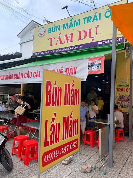 Ảnh bìa Bún mắm Tám Dự