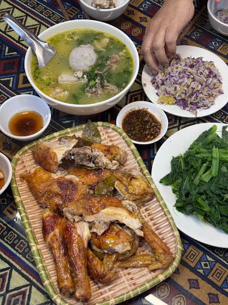 Hình ảnh Ha Mèo Restaurant - 3