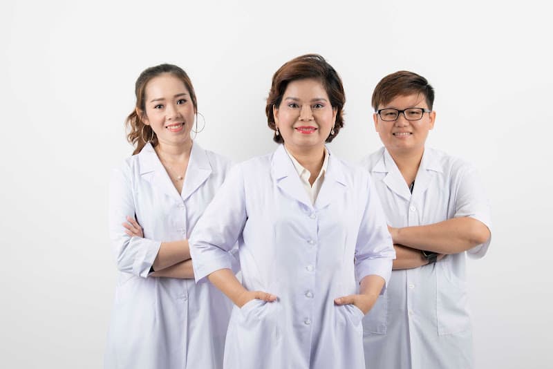 Ảnh bìa Thẩm Mỹ Hồng Đào