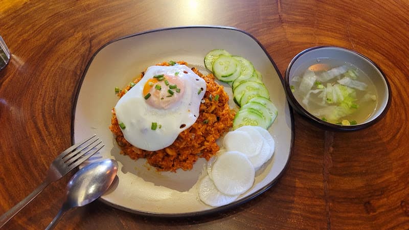 Hình ảnh Cơm Tấm Oppa Vietnamese and Korean Restaurant - 3