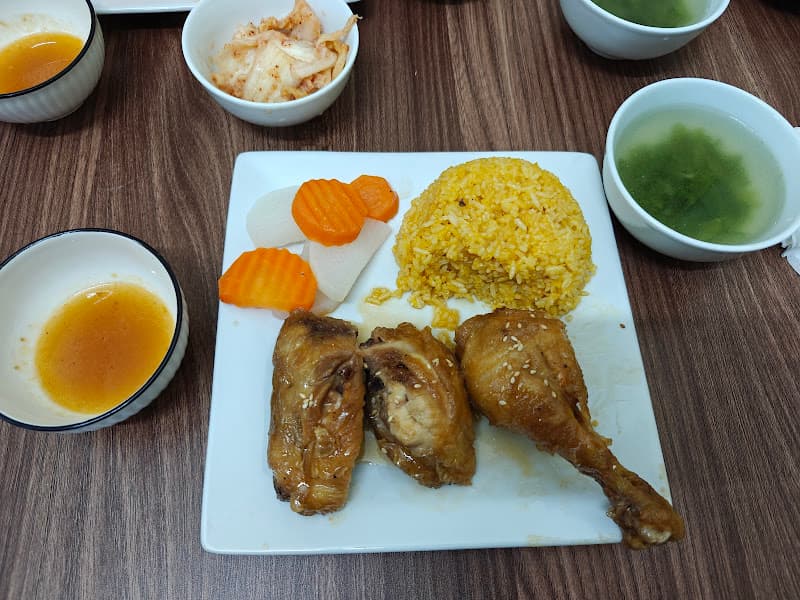 Hình ảnh Cơm gà Vali - 4